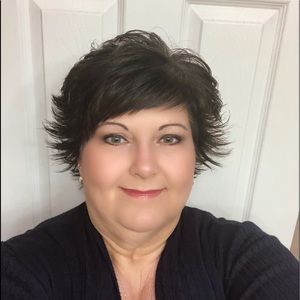 Meet your Posher, Kim